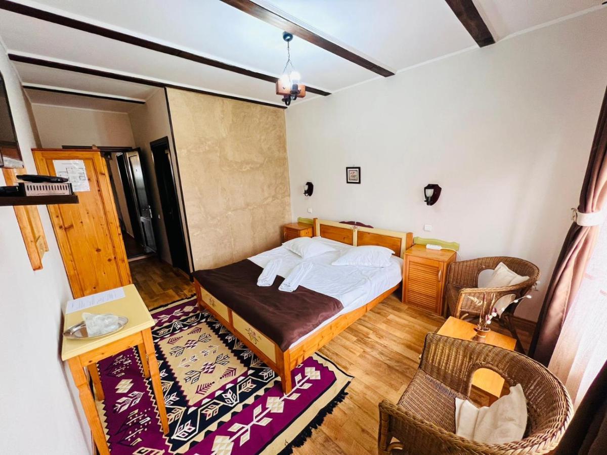 Pensiunea Casa Boiereasca Peștera Bagian luar foto