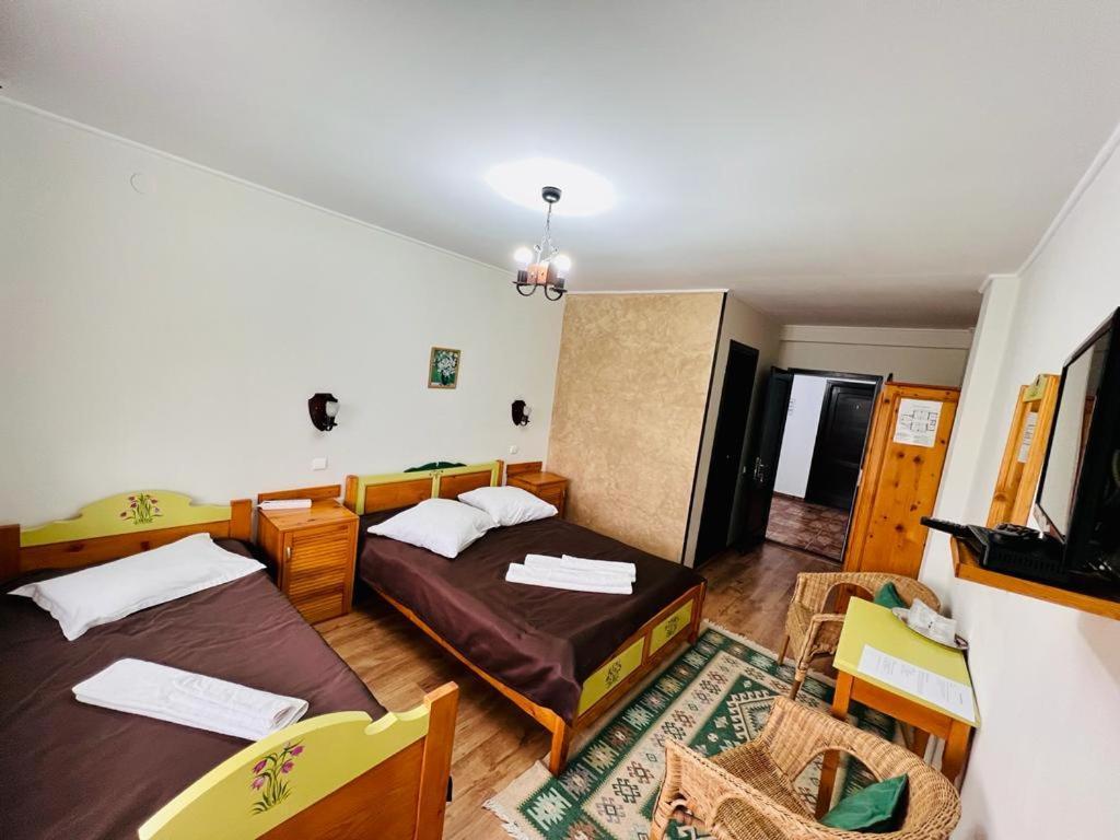 Pensiunea Casa Boiereasca Peștera Bagian luar foto